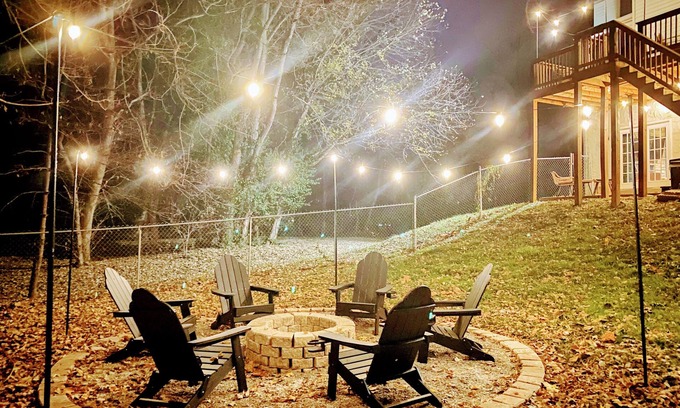 Prospect Casa | Beautiful Private Villa, Hot Tub near the Ohio River, Derby 2023, Bourbon Trail