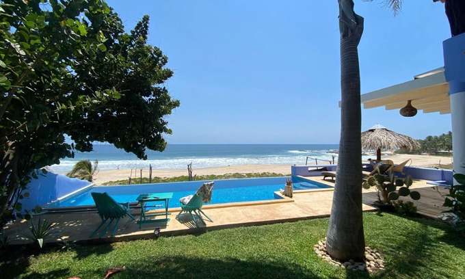 Barra de Colotepec Villa | Private Home near Puerto
