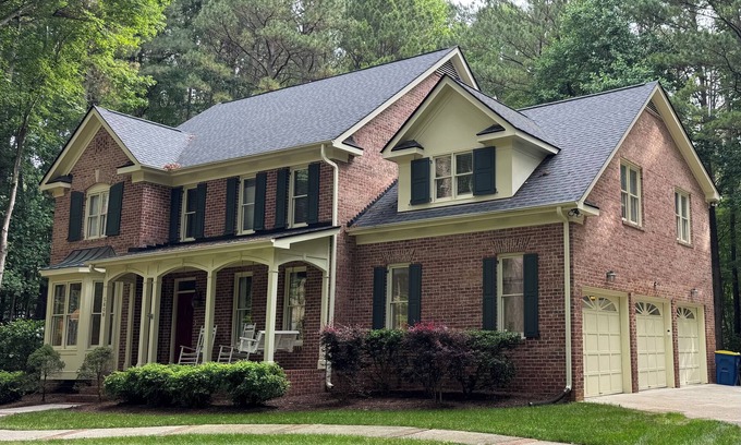 Raleigh Casa | NW Raleigh Executive Home