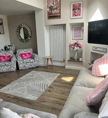 Solihull Apartamento | Private host Large home in Solihull close to NEC HS2 Bham Airport