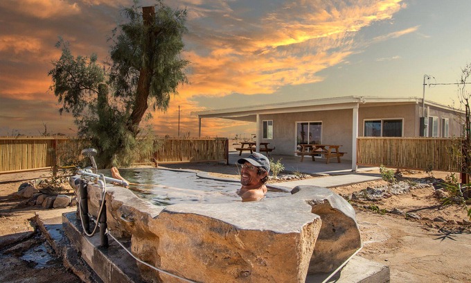 Wonder Valley Casa | Private Hot Springs - Desert Willow House