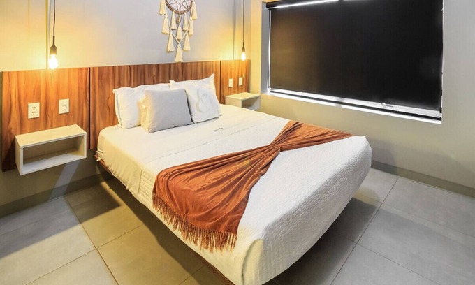 Guadalajara Apartamento | Private, Industrial Style Flat,Pet Friendly 1 BD by Tribu San Martin