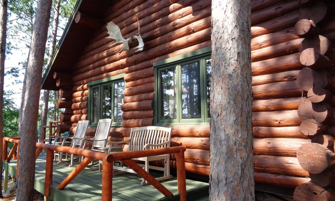 Ely Cabina | Isla privada en el hermoso lago Burntside