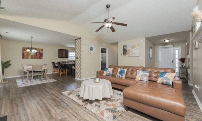 Westgate Casa | Private Jacksonville Getaway Near Topsail Beach!