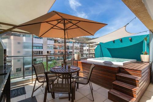 Itaipava Apartamento | Jacuzzi Privativa Cobertura no coração de Itaipava