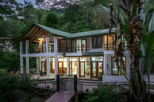 Dominical Complejo | Private Jungle Home Sorrounded By Two Creeks