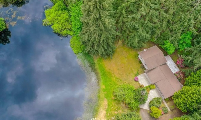 South Hill Casa | Private Lake House