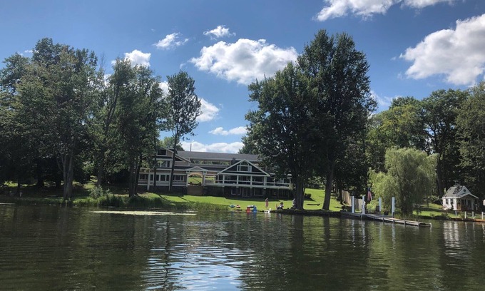 Cazenovia Casa | Private lakefront adirondack style home