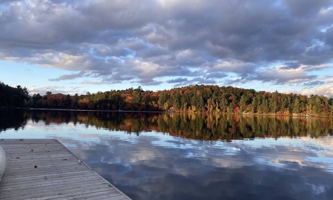 Algonquin Highlands Cabina | Private Lakefront Retreat, Nature Lover’s Paradise