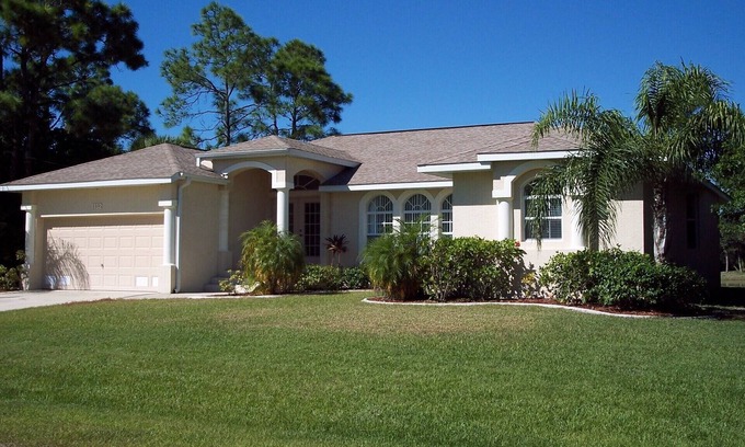 Pine Valley Villa | Lakeside con piscina, excelente privacidad, Wildlife Haven, Wi-Fi gratis