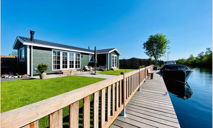 Vinkeveen Apartamento | Private Lakeside house with sauna - near Amsterdam