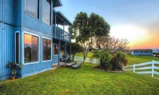 Makawao Casa | Exuberante privado 2 Acre Mountain Home Maui Permitido # STMP 2013-0001 muchas comodidades
