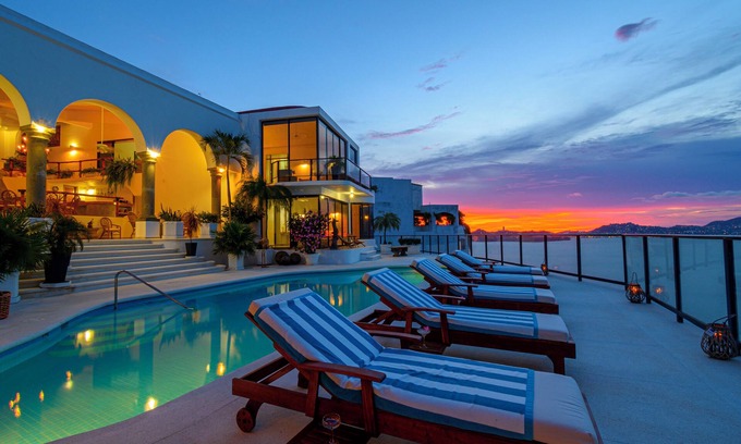 Unta Bruja Villa | Villa privada en Las Brisas, Acapulco zona segura, ¡vistas increíbles!