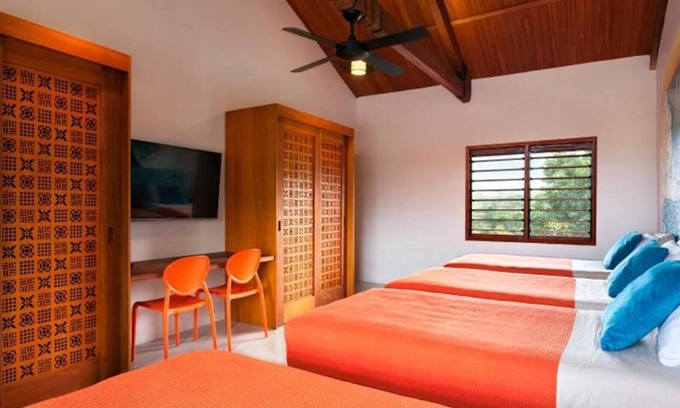 Qalito Island Casa | Private luxury holiday house retreat with a pool!