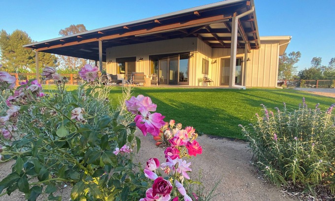 Temecula Casa | Private Mini Farm Stay at Little Fork Guest House in Temecula Wine Country