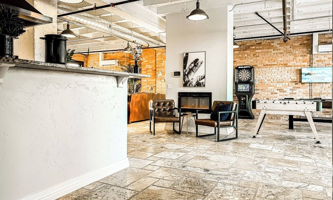 Idaho Falls Apartamento | Private North Penthouse w/Arcade Games,Tanning&Redlight Beds