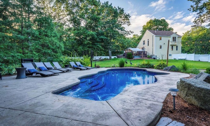 Ogunquit - Wells Casa | Private oasis by Ogunquit beach!!
