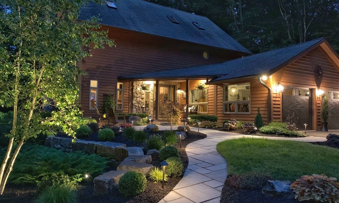 Malta Casa | Private Oasis minutes to downtown Saratoga Springs