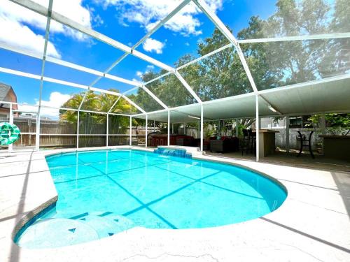 Town 'n' Country Casa | Private Oasis Retreat Heated Pool Hot Tub Beaches