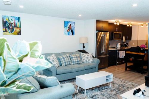 Cranston Apartamento | Private Oasis-Suitable for long stay.