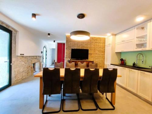 Lupoglav Casa | Private Oasis with Pool