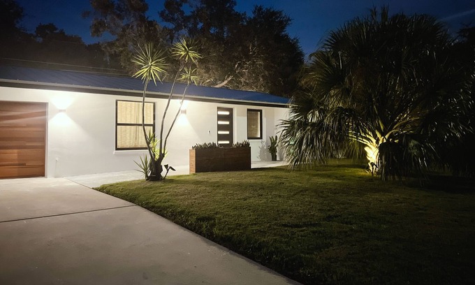 South Gate Ridge Casa | Private oasis with saltwater heated pool, minutes from Siesta Key.