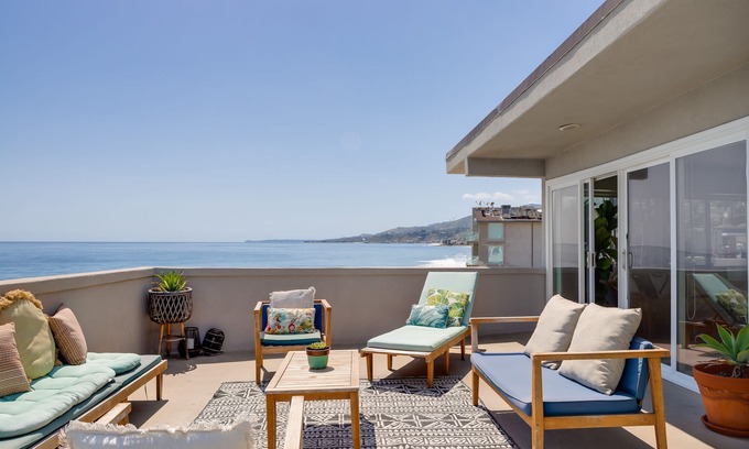 Eastern Malibu Apartamento | Alquiler de vacaciones frente al mar privado en Duke's Malibu