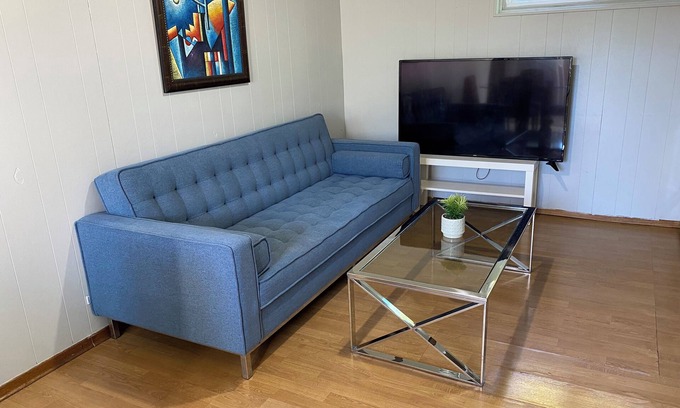 Richmond Hill Casa | Private One Bedroom Cozy Unit