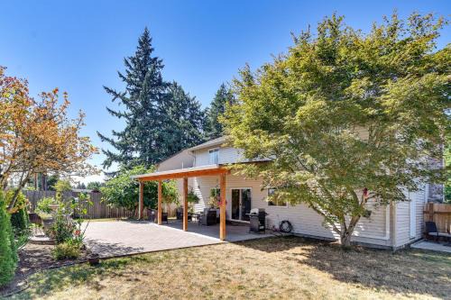 Five Corners Casa | Private Outdoor Space 9 Mi to Downtown Vancouver!