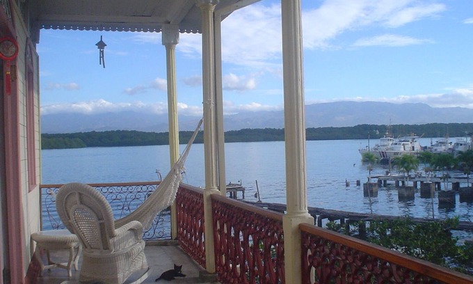 Puntarenas Cama Y Desayuno | Private Palace with gorgeous view on the Gulf of Nicoya for 2 people maximum
