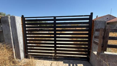 Amphipolis Otro | Private Parking for Cars, Vans, Campers, Bus, RV, Trailer & Caravan with Easy Access to Expressway & Main Road - Quiet Location with Mountain Views, Near the Beach, with 2 Lose Guard Dogs, No Water or Electric, No Shower or Toilet - Self Check-in