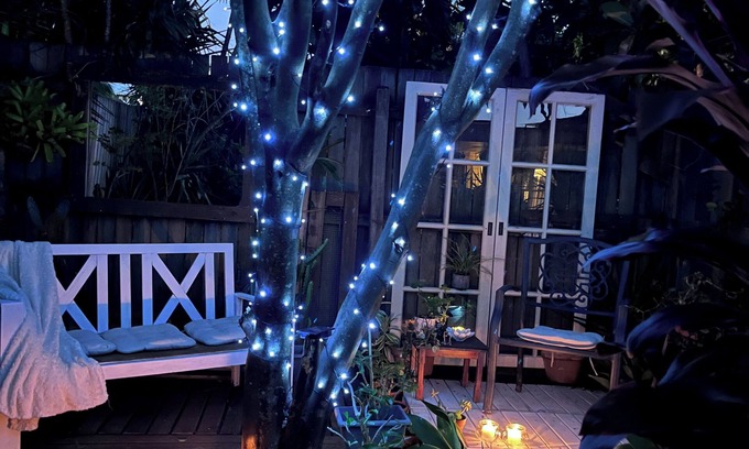 Mango Hill Cabina | Private, Peaceful, Cosy Tiny House with a pool, close to everything.