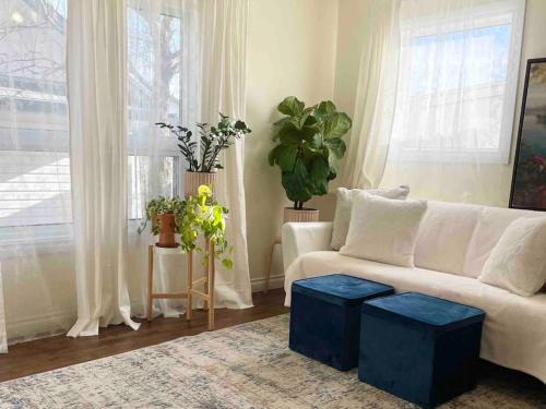 Hidden Valley Apartamento | Private Peaceful Walk-out Suite