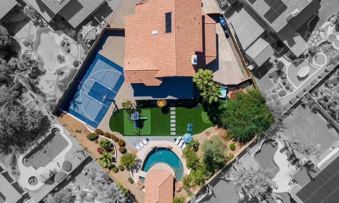 Arabian Crest Casa | Private Pickleball Resort! Spa, Pool & Playground