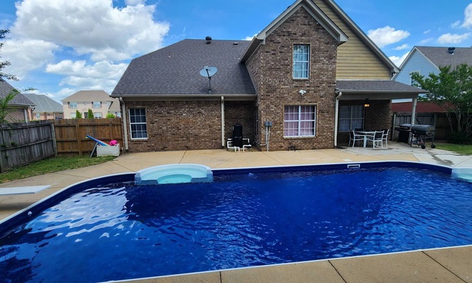 Olive Branch Casa | Private Pool-6 BR in Olive Branch -Near Stateline