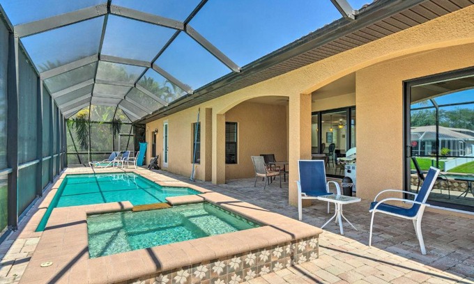 Cape Coral Casa | Private Pool and Grill Canalfront Cape Coral Home