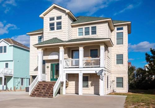 Ocean Sands Casa | Private Pool and hot tub with Ocean Views