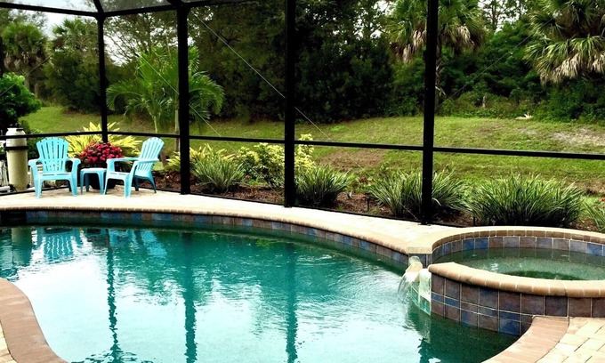 Venice Casa | Private Pool and Hot-tub in paradise - privacy, sunsets and fun!