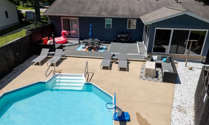 Fennville Casa | Private Pool - Game Room - Movie Room