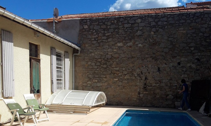 Le Bourg Casa | Casa de 4 dormitorios con piscina en calle tranquila cerca del centro histórico