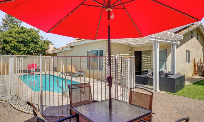 Pumpkin Center Casa | Private Pool & Patio: Pet-Friendly Bakersfield Gem