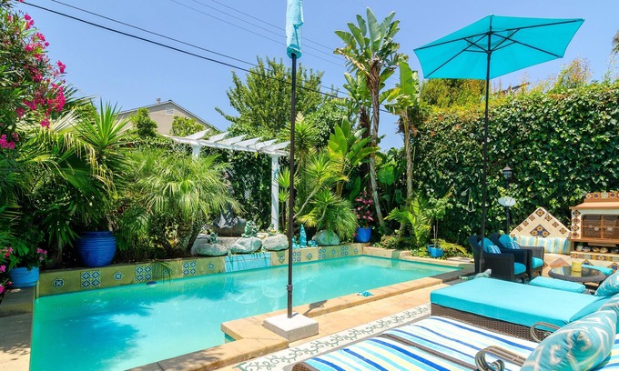 Pacific Palisades Casa | Private Pool Patio House in Pacific Palisades