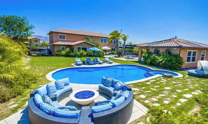 Spring Valley Villa | Private Pool: Scenic & Spacious Chula Vista Estate