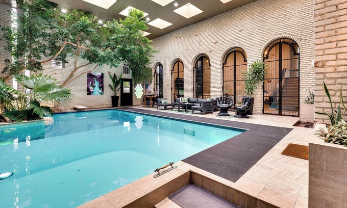 Denver Casa | Private Poolside Paradise: Attached Home by Denver