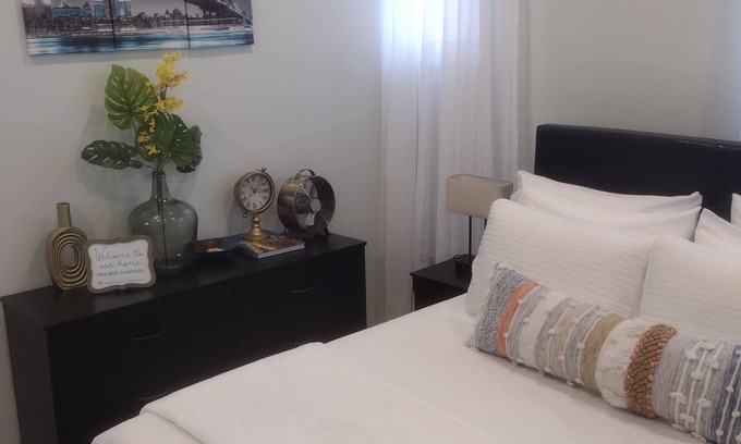 Amityville Apartamento | Private, Quiet 1 Bedroom in Amityville