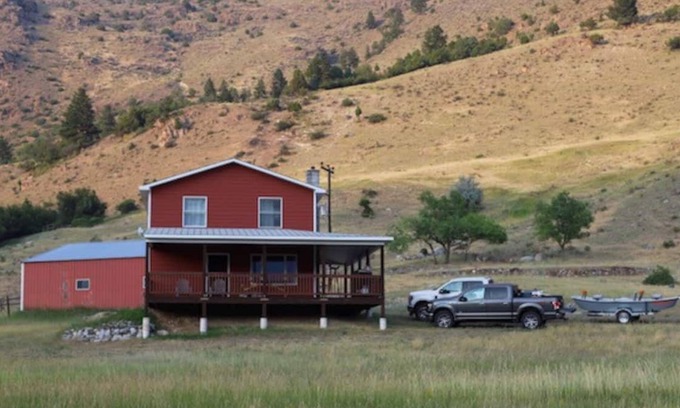 Gardiner Cabina | Private Ranch Property Minutes to Yellowstone NP