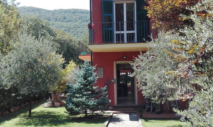 La Foce Casa | Casa de vacaciones residencial privada rodeada de naturaleza La Spezia