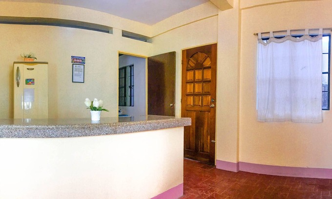 Bay Complejo | Resort privado en Laguna con piscina para niños y adultos