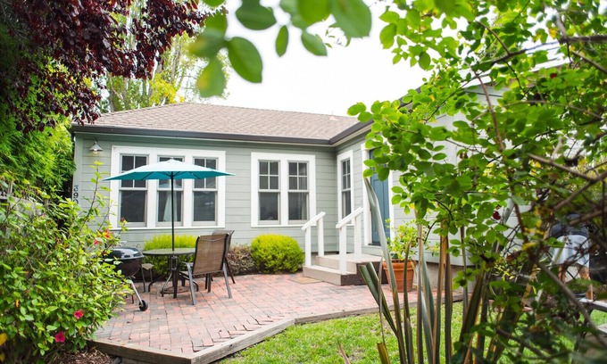 Upper Telegraph Casa | Retiro privado en el corazón de Rockridge. ¡Camina hacia todo!