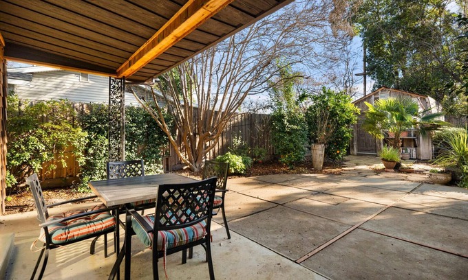 Chico Casa | Private retreat in the heart of Chico, just moments away from the enchanting Lower Bidwell Park